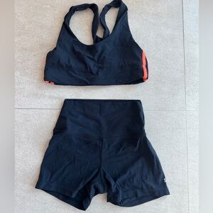 Splits 59 Ella air weight matching set